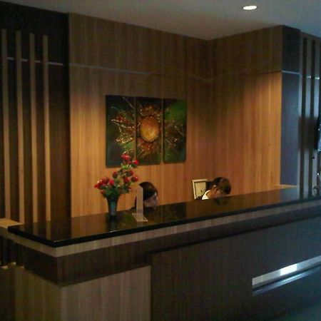 Benteng Hotel Pekanbaru Extérieur photo