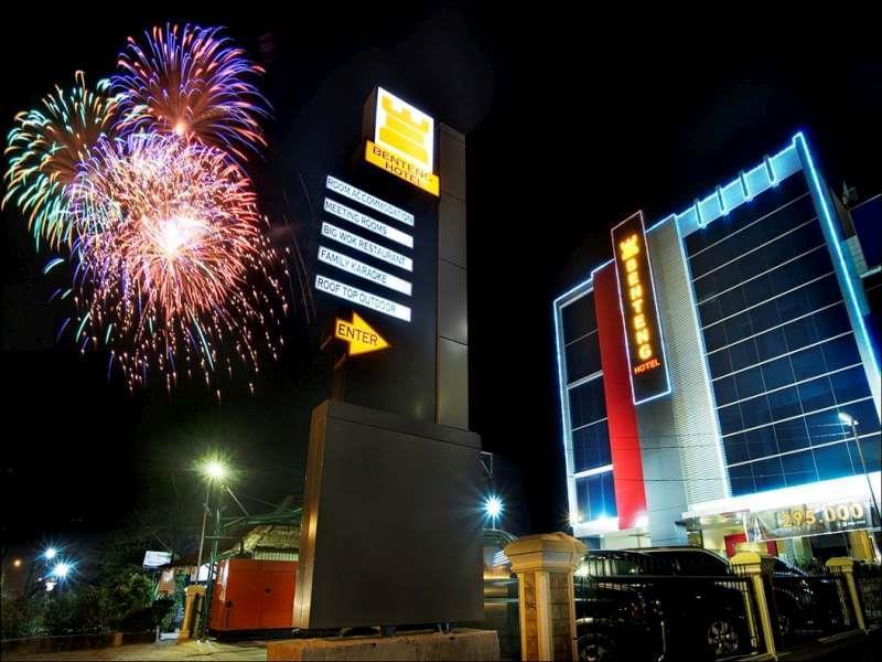 Benteng Hotel Pekanbaru Extérieur photo